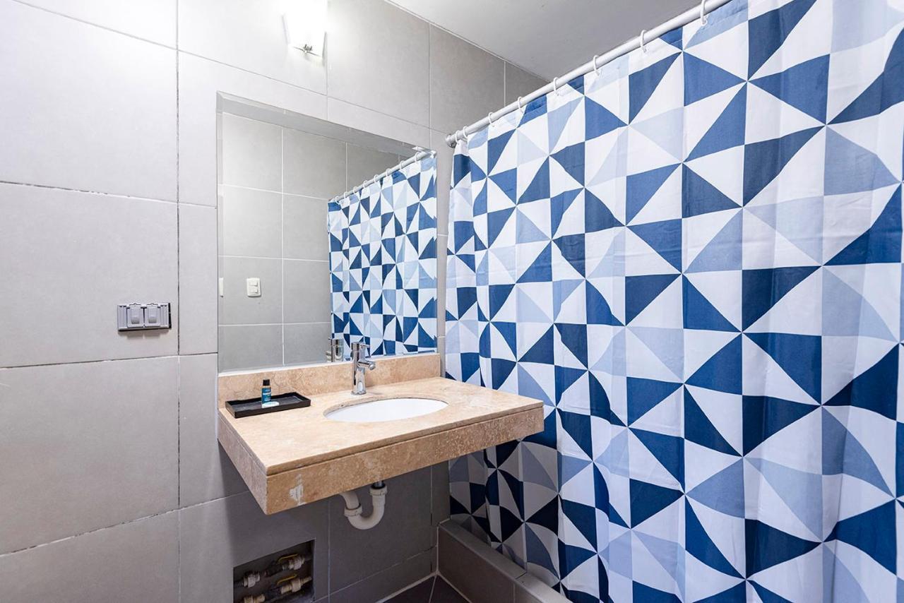 Hotel Caribe ليما المظهر الخارجي الصورة